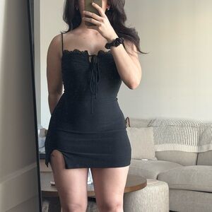 Fashionova Black Lace-Trim Bodycon Mini Dress